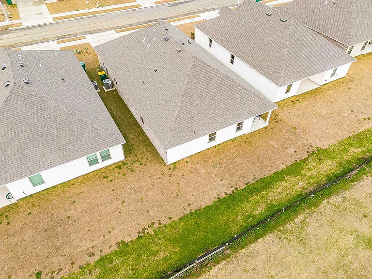 125 Lake Ridge Dr — Photo 32