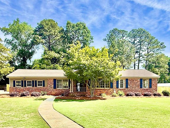 5th image of 2304 Pennylane SE