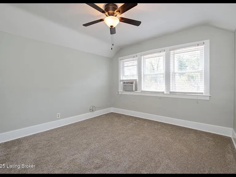 639 Harrison Ave — Photo 19