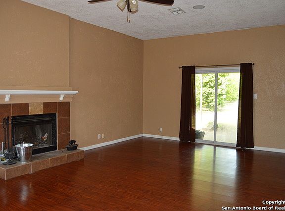4th image of 206 Saddlebrook Dr