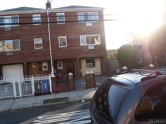 2nd image of 928-930 E 214th St