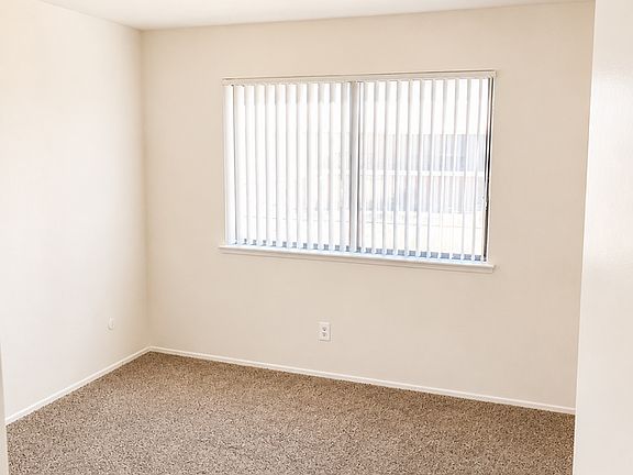 5th image of 2125 North Ave APT 24