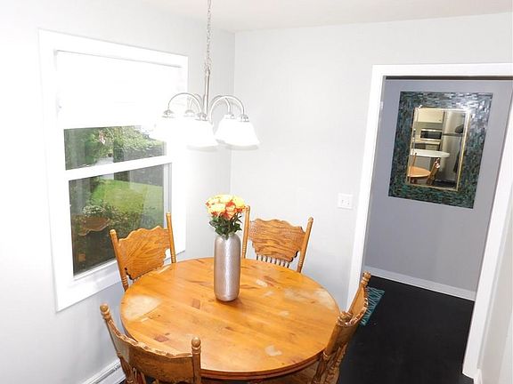 5th image of 315 Stonecrest Dr
