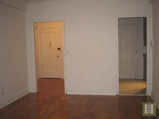 Rented by Halstead Real Estate | media 14