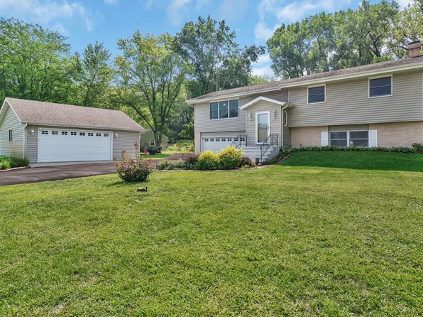 6175 E South Prairie Dr, Morris, IL 60450