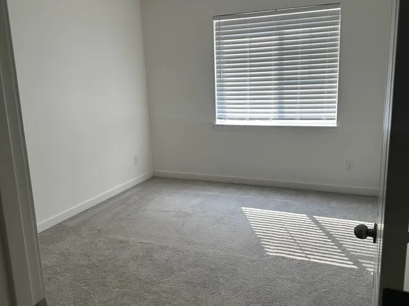 (undisclosed Address), Bremerton, WA 98310