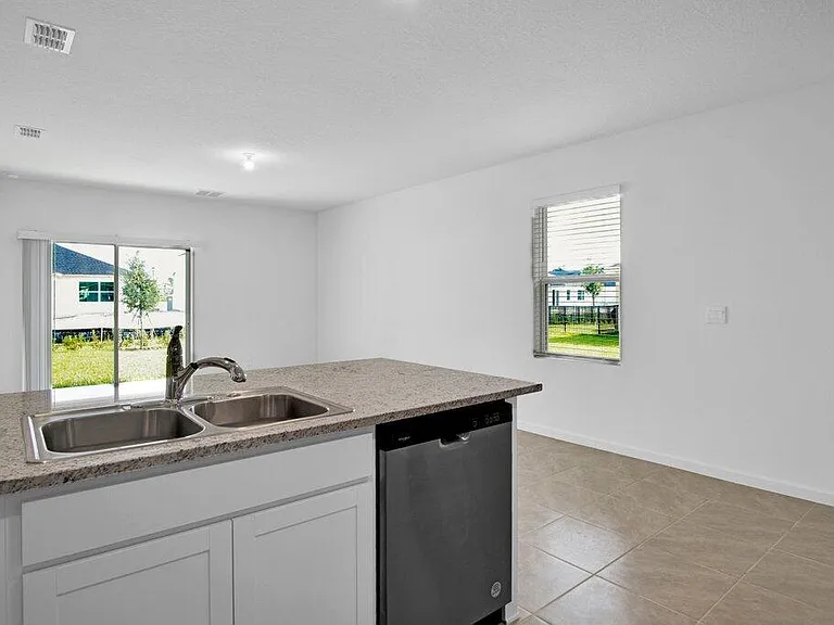 12341 SW Nettuno Way — Photo 32