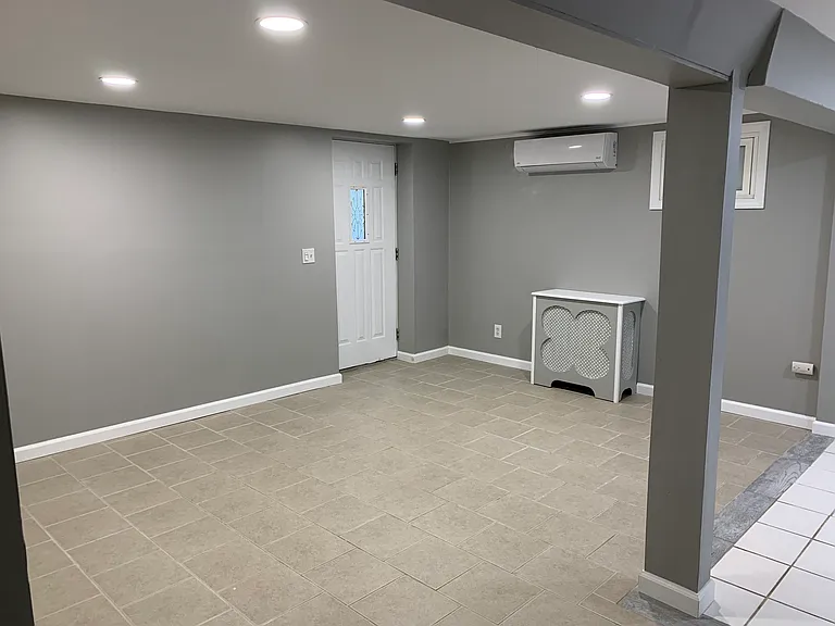 561 Bellmore Ave #561 — Photo 4