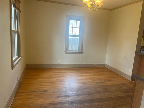 4th image of 1404 31st St
