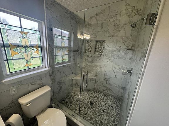 4th image of 4517 Pebble Brook Dr