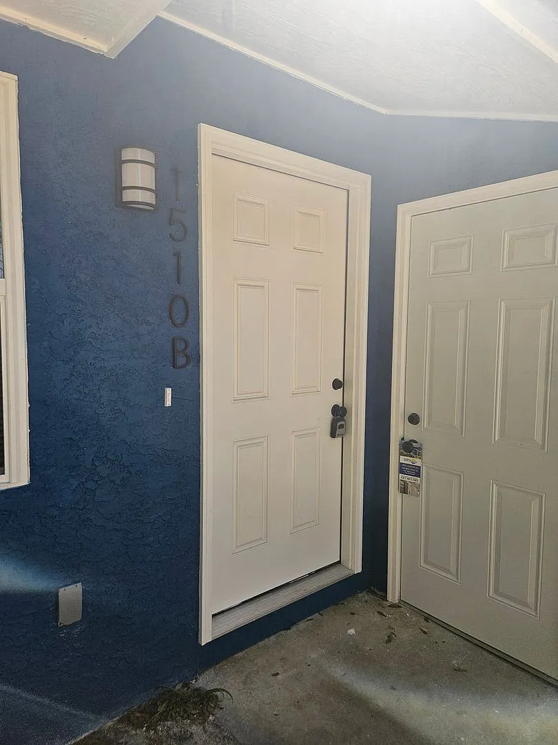 1510 Arthur Ave — Photo 1