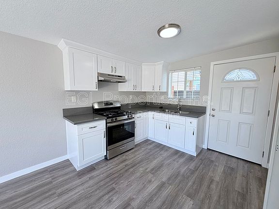 4th image of 13226 Stanford Ave #1/2