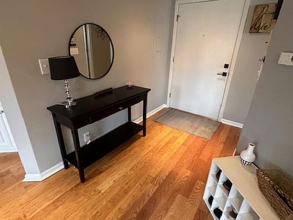 3rd image of 1405 N Jefferson St APT 1