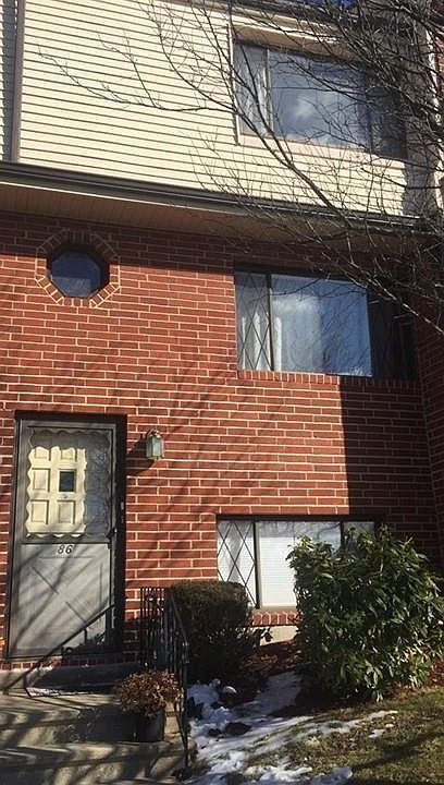 1st image of 86 Sterling Ln #86