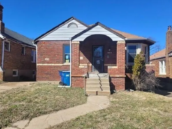 2815 Colonial Ave, Saint Louis, MO 63121