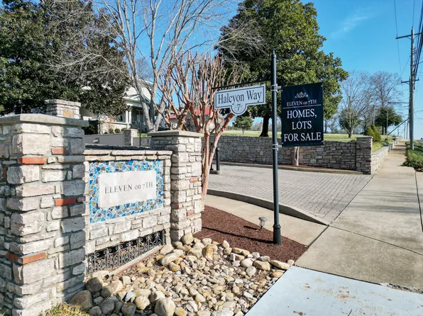 705 Halcyon Way #2, Columbia, TN 38401