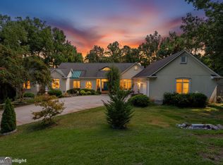 21 Rocky Cir NE, White, GA 30184