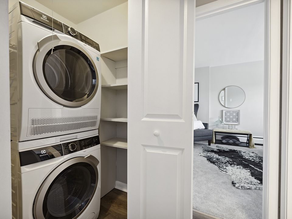 Rolling Green washer and dryer