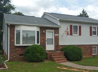 5365 Belews Creek Rd, Walkertown, NC 27051