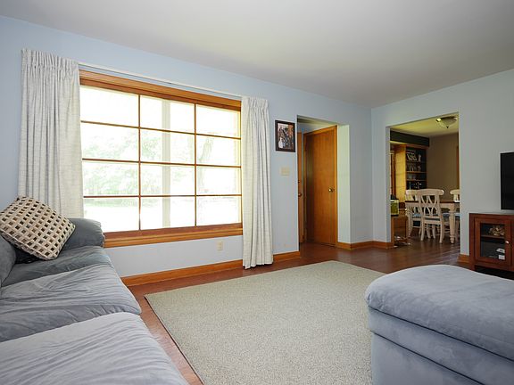 5th image of 6151 N Apple Blossom Ln
