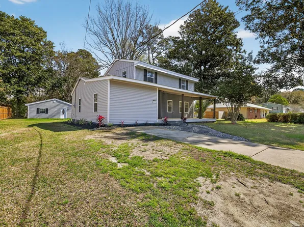 1863 Sandcroft Dr, Charleston, SC 29407