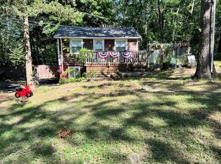 11 Primrose Path, Manorville, NY 11949