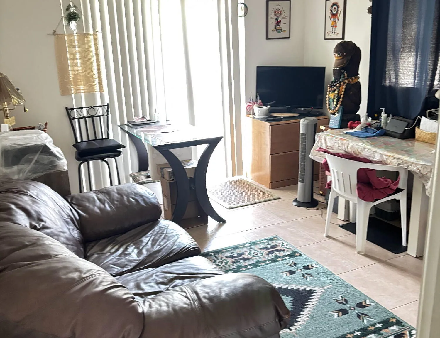 2 bed, 2.0 bath, 907 sqft, $1,650 — Photo 2