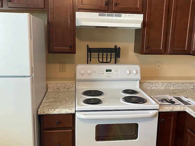 2447 109th Ave NW #4 — Photo 9