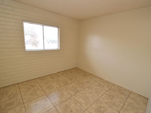 4th image of 1410 N 2nd Ave #8