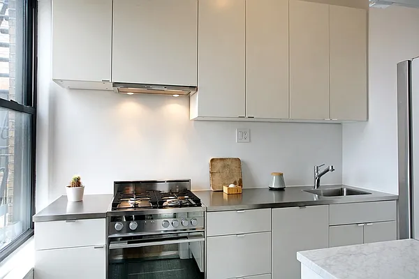 Sold by Corcoran | media 3