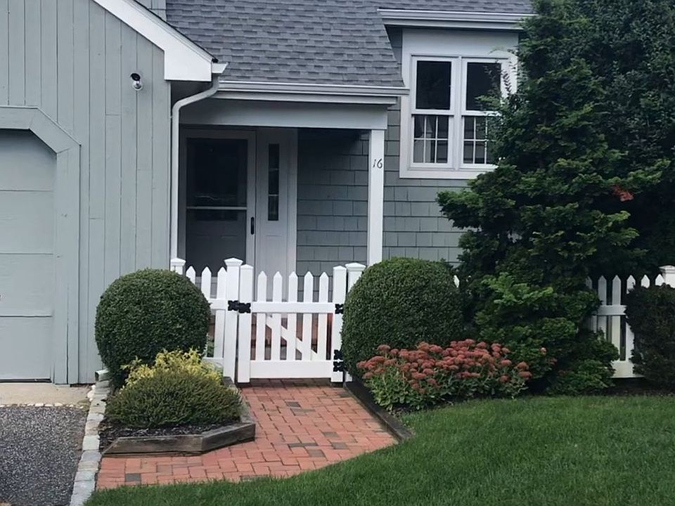 1st image of 16 Brittany Ln
