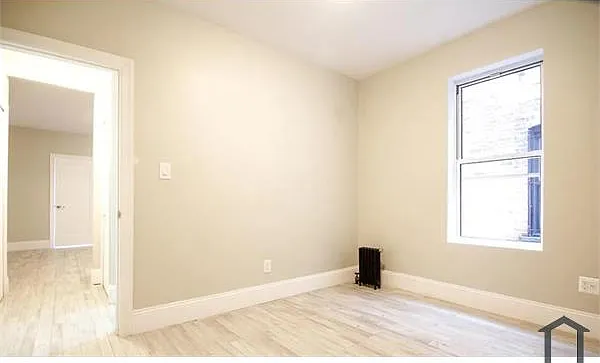 3 bed, $3,606 — Photo 4