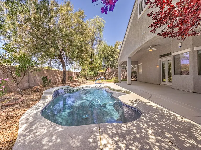 1393 Romanesca Dr — Photo 38