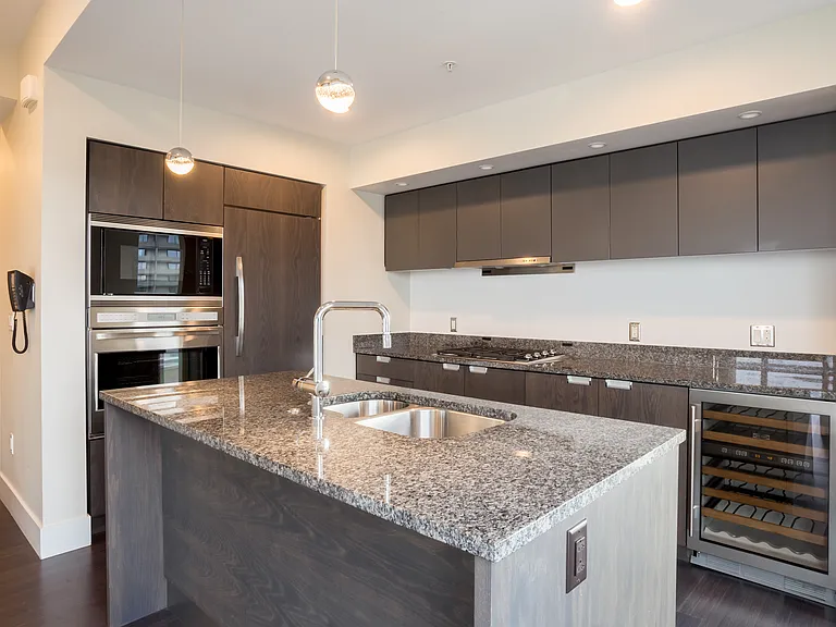 110 Stuart St #22B — Photo 6