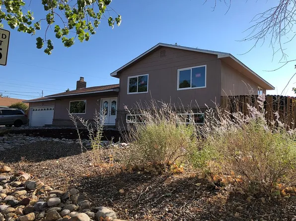 5911 Halls Way, Farmington, NM 87402