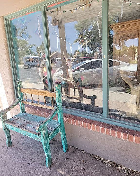 1st image of 162 N Railroad Ave
