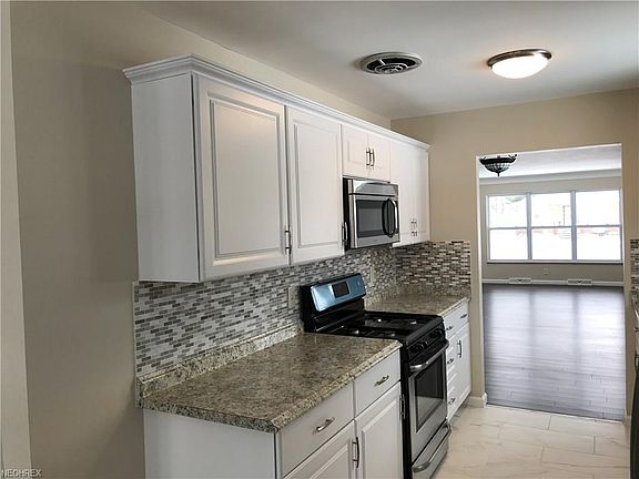 5th image of 6507 Fernhurst Ave