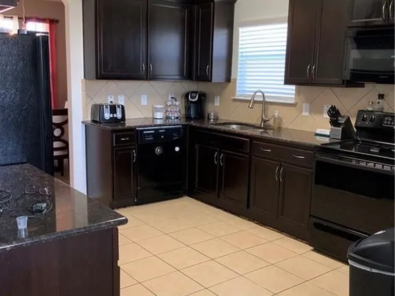 9616 Fratelli Ct — Photo 27