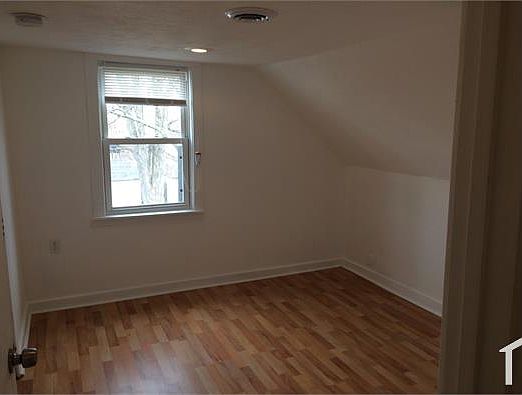 5th image of 12616 Firsby Ave