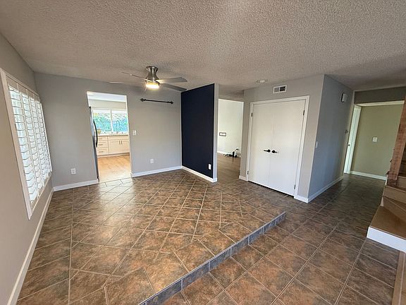 3rd image of 5443 Mantua Ct