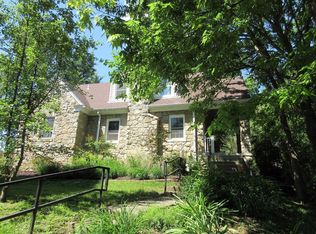 202 Capital Heights Dr, Frankfort, KY