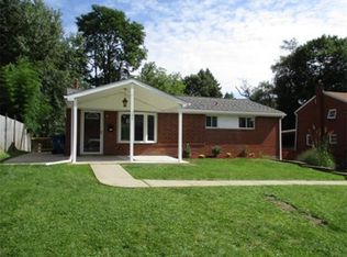 203 Fiesta Dr, Pittsburgh, PA 15239
