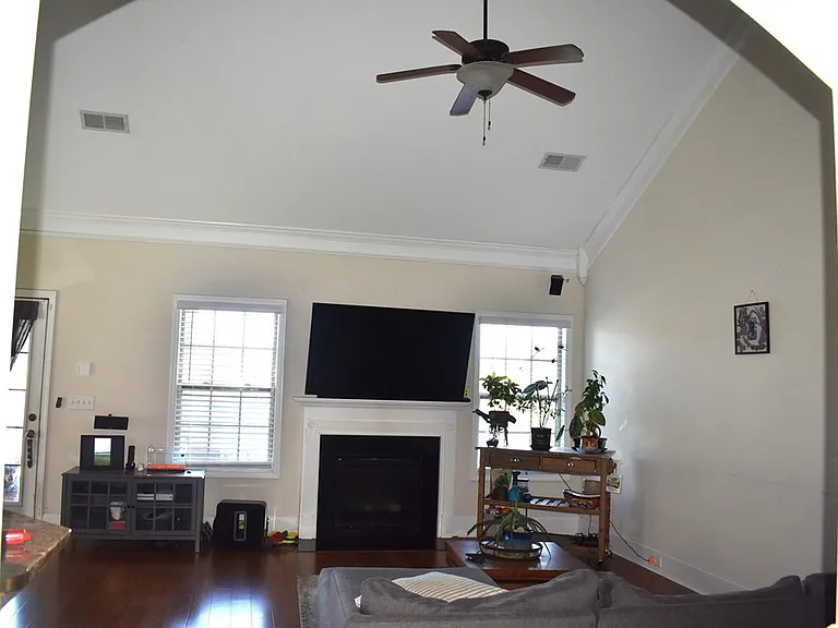 2190 Harborview Dr — Photo 27