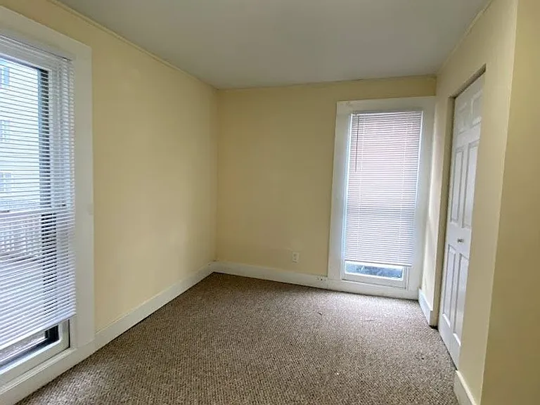 511 N Lincoln St — Photo 16