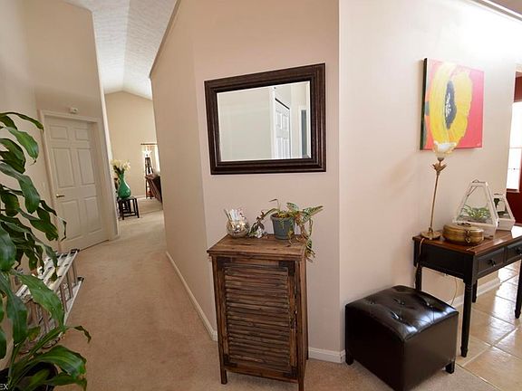 2nd image of 7553 Santuary Cir #8
