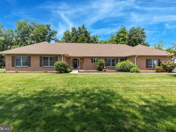 601 Grater Ave, Collegeville, PA 19426