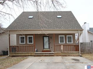 2201 SW 19th St, Lincoln, NE 68522