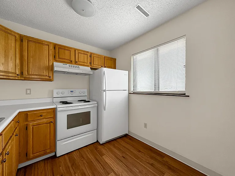 2644 Hunt St #4 — Photo 5