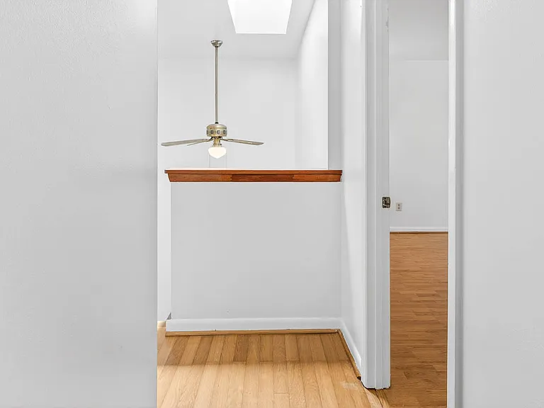 208 Finley Forest Dr — Photo 25