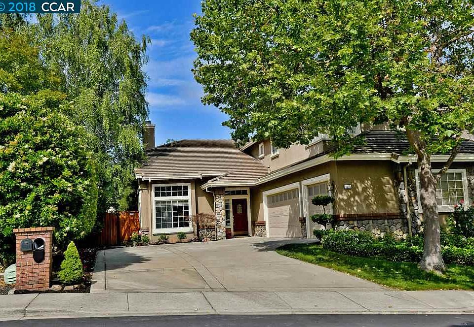 2nd image of 1005 Dunhill Ct